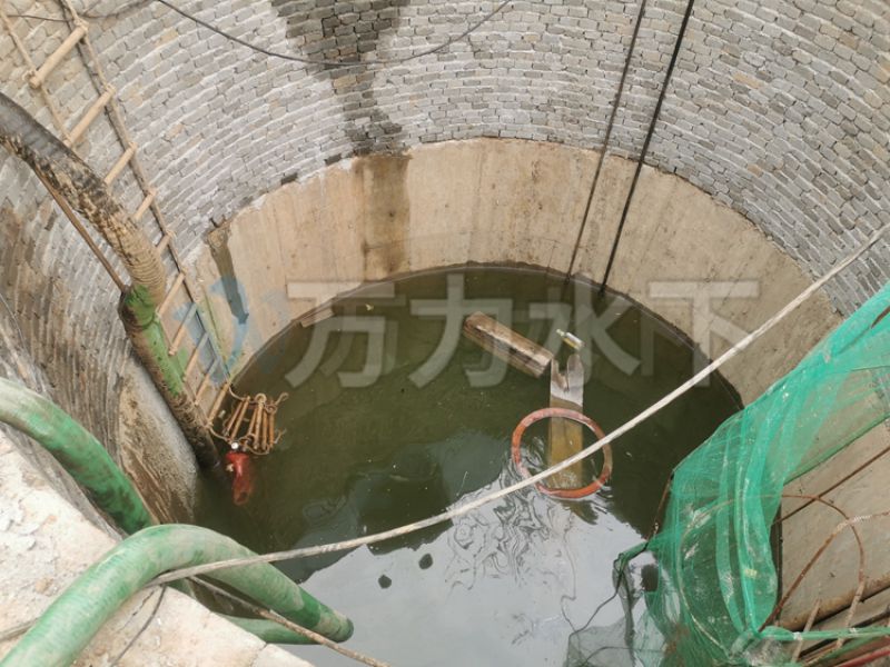 沉井封底